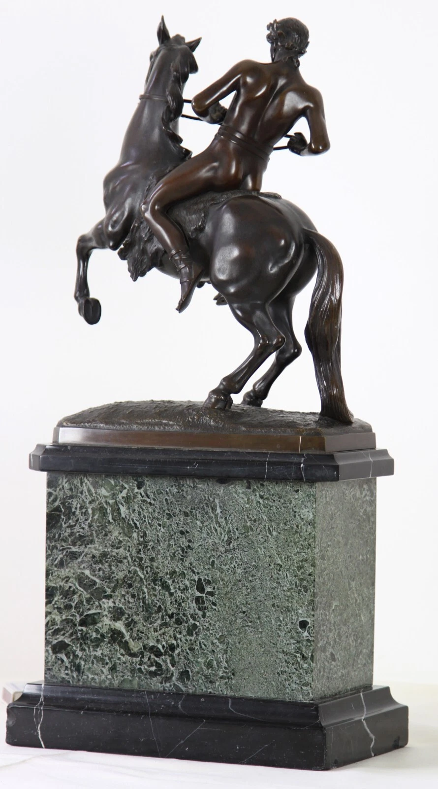 Rudolf Küchler – Reiter auf Pferd, Bronze auf Marmorsockel – Bild 4