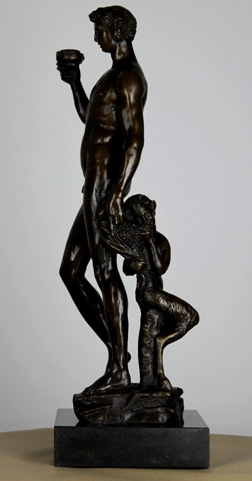 Bronze-Skulptur nach Jewgeni Lancere – Bacchus, ca. 50 cm – Bild 4